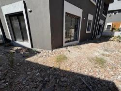 Menderes Özdere'de Müstakil Girişli Ferah Yapılı 3+1 Satılık Villa