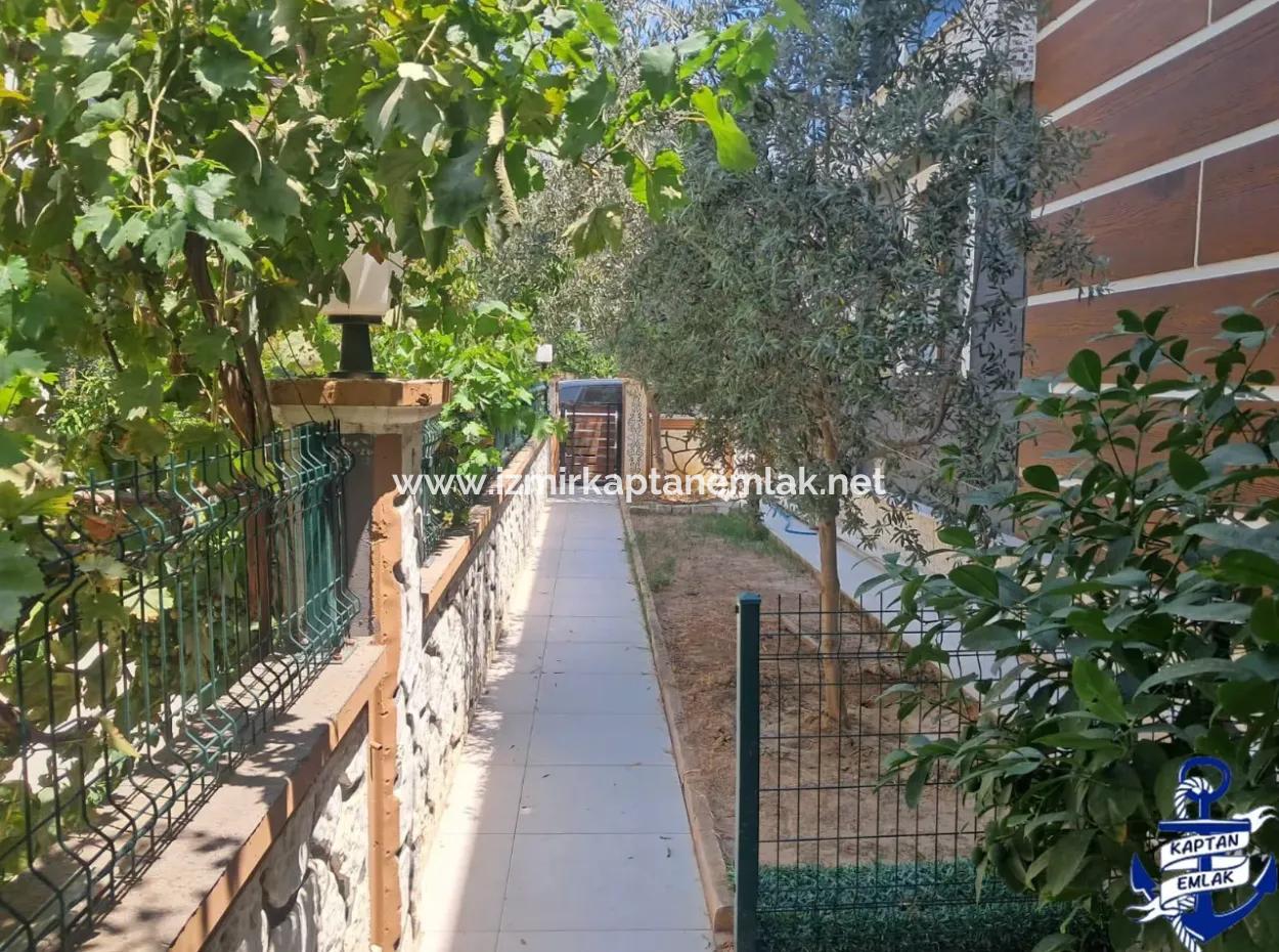 İzmir Seferihisar Payamlı’da 2+1 Bahçeli Satılık Dubleks  Yazlık Villa