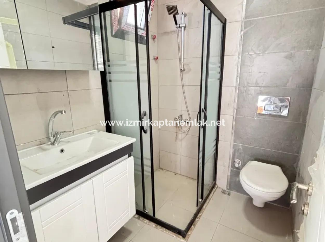 Doğanbey De Geniş Yapılı Bahçeli 3+1 Satılık Villa