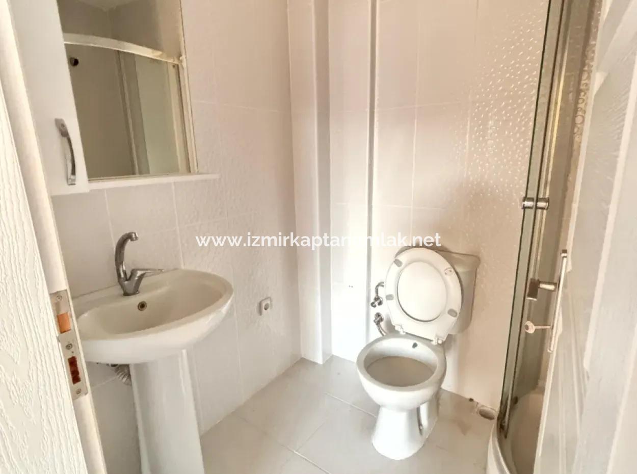 Doğanbey De Müstakil Otoparklı Bahçeli 4+1 Satılık Tripleks