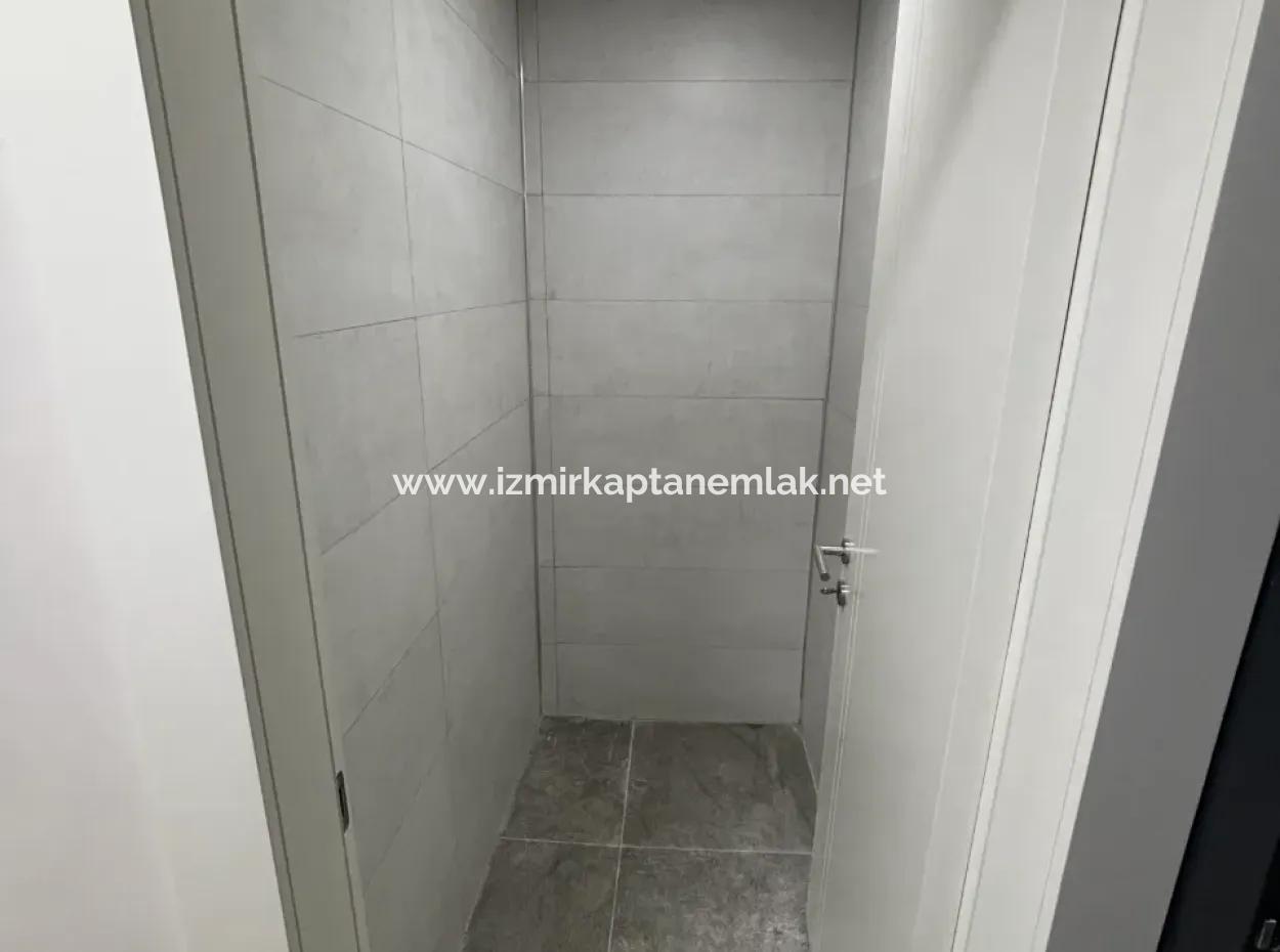 İzmir Seferihisar Camikebir’de 1+1 Güzel Konumda Daire