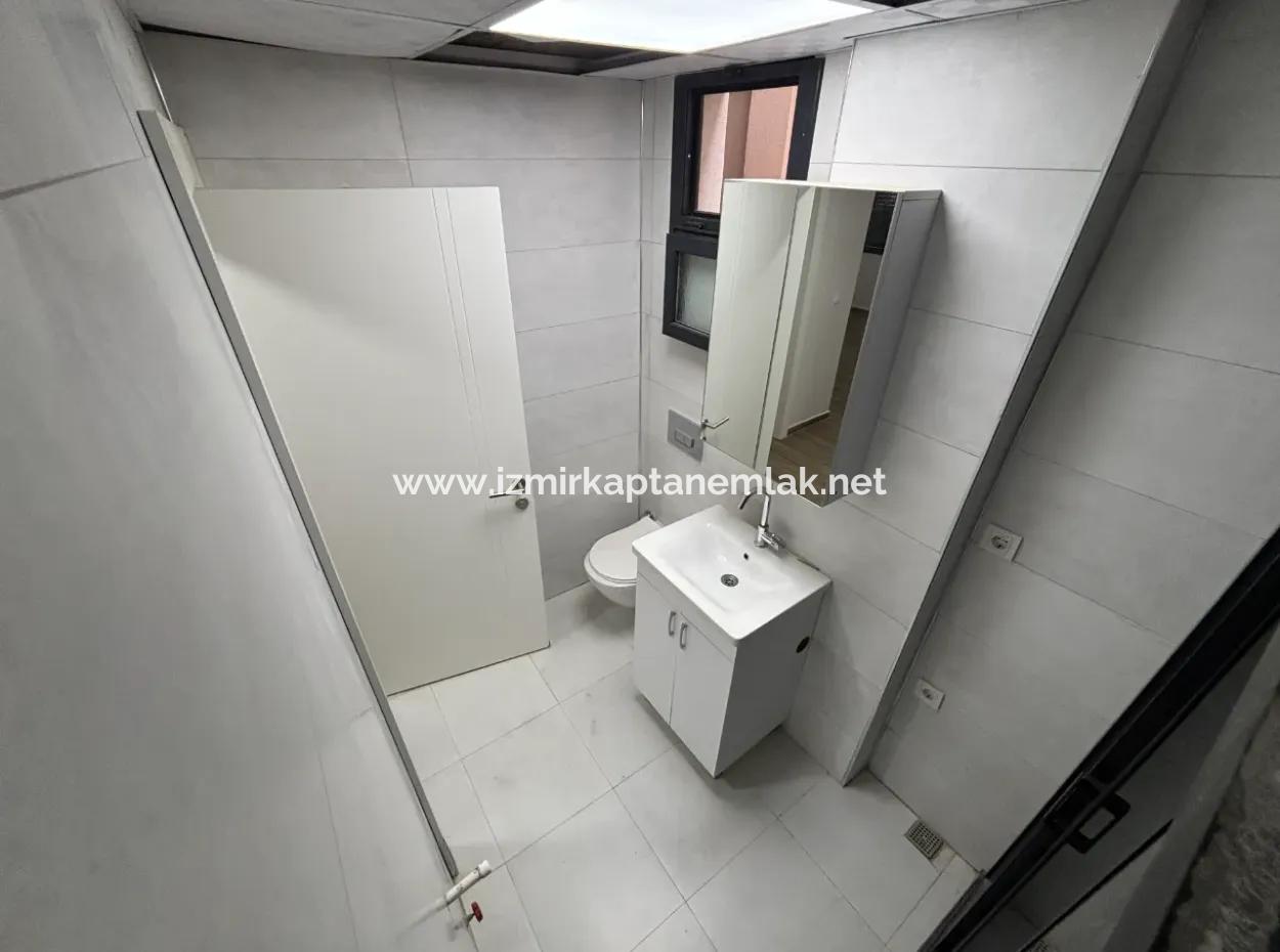 İzmir Seferihisar Camikebir’de 1+1 Güzel Konumda Daire