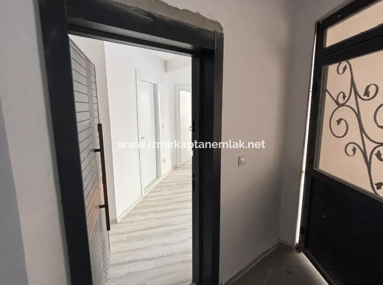 İzmir Seferihisar Turabiye’de 1+1 Güzel Konumda Daire