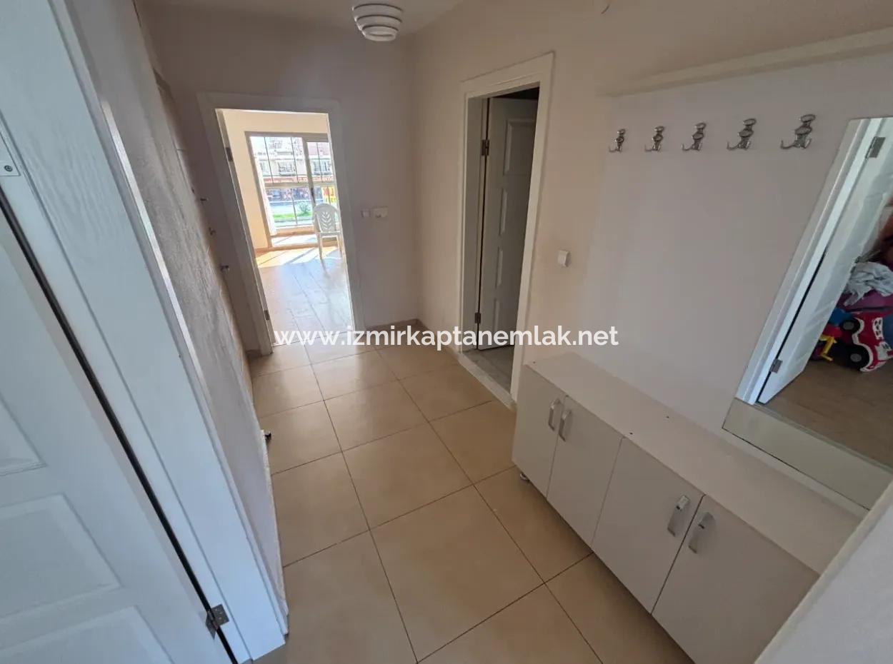 Seferihisar Bengiler’de Cadde Üzerinde   2+1 Ara Kat Daire