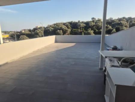 İzmir Seferihisar Mersinalanı Mah.de 2+1 Denize Yakın Geniş Dubleks Daire