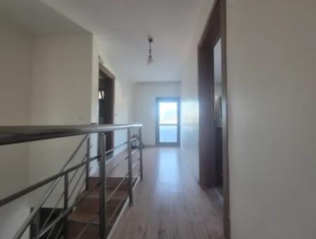 İzmir Seferihisar Mersinalanı Mah.de 2+1 Denize Yakın Geniş Dubleks Daire