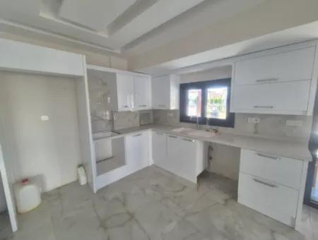 İzmir Seferihisar Cumhuriyet Mah.havuzlu Site İçinde 3+1 Satılık Yazlık