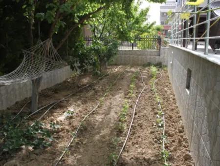 İzmir Seferihisar Bengiler Mah.de 4+1 Denize 50 Mt Satılık Yazlık