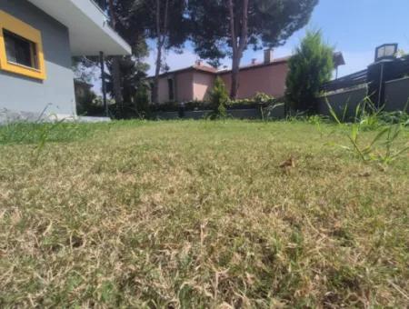 İzmir Seferihisar Mersinalanı  Mah.de 3+1 Denize 100 Mt Bahçeli Villa