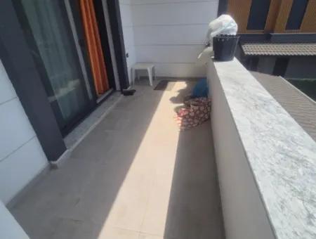 İzmir Seferihisar Kuşadası Yolu Üzeri Deniz Tarafı Dükkan +2+1 Daire Satılık
