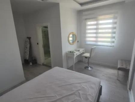 İzmir Seferihisar Kuşadası Yolu Üzeri Deniz Tarafı Dükkan +2+1 Daire Satılık