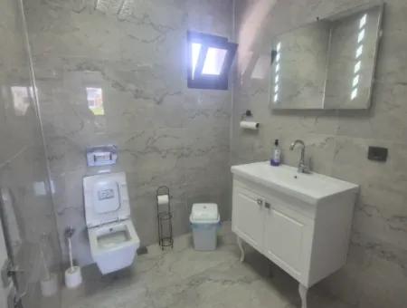 İzmir Seferihisar Kuşadası Yolu Üzeri Deniz Tarafı Dükkan +2+1 Daire Satılık
