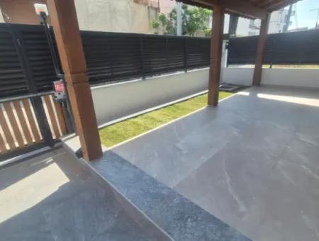İzmir Seferihisar Payamlı Mah.de 3+1 Denize 400 Mt Ultra Lüks Satılık Yazlık