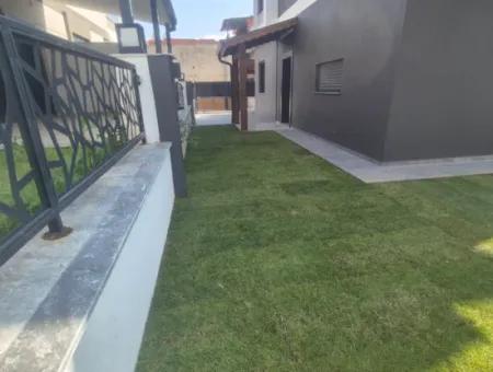 İzmir Seferihisar Payamlı Mah.de 3+1 Denize 400 Mt Ultra Lüks Satılık Yazlık
