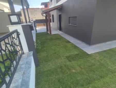 İzmir Seferihisar Payamlı Mah.de 3+1 Denize 400 Mt Ultra Lüks Satılık Yazlık