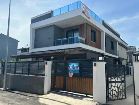 İzmir Seferihisar Payamlı Mah.de 3+1 Denize 400 Mt Ultra Lüks Satılık Yazlık