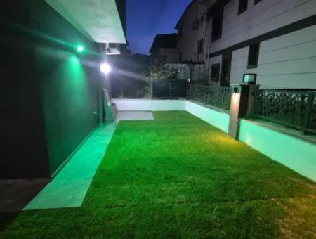 İzmir Seferihisar Payamlı Mah.de 3+1 Denize 400 Mt Ultra Lüks Satılık Yazlık