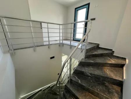 İzmir Seferihisar Payamlı Mah.de 3+1 Denize 400 Mt Ultra Lüks Satılık Yazlık