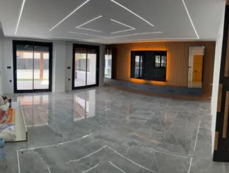İzmir Seferihisar Payamlı Mah.de 3+1 Denize 400 Mt Ultra Lüks Satılık Yazlık