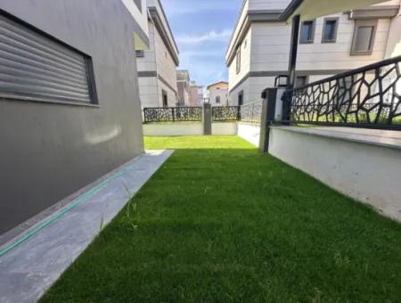 İzmir Seferihisar Payamlı Mah.de 3+1 Denize 400 Mt Ultra Lüks Satılık Yazlık