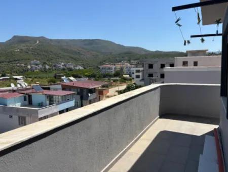 İzmir Seferihisar Mersinalanı Mah.de 2+1 Denize Yakın Geniş Dubleks Daire