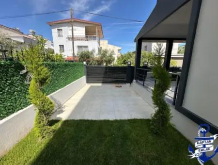 İzmir Seferihisar Payamlı Mah Denize 500 Mt 3+1 Trıbleks Yazlık