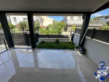 İzmir Seferihisar Payamlı Mah Denize 500 Mt 3+1 Trıbleks Yazlık