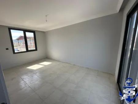 İzmir Seferihisar Payamlı Mah Denize 500 Mt 3+1 Trıbleks Yazlık