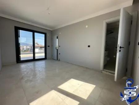 İzmir Seferihisar Payamlı Mah Denize 500 Mt 3+1 Trıbleks Yazlık