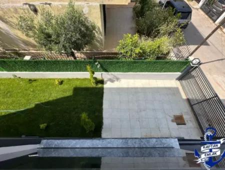 İzmir Seferihisar Payamlı Mah Denize 500 Mt 3+1 Trıbleks Yazlık