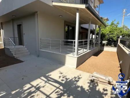 İzmir Seferihisar Payamlı Mah De Denize 500 Mt Satılık 2+1 Yazlık