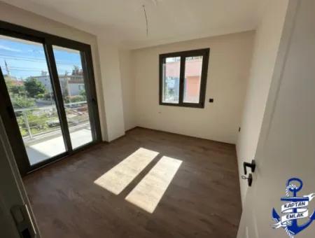 İzmir Seferihisar Payamlı Mah De Denize 500 Mt Satılık 2+1 Yazlık