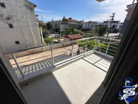 İzmir Seferihisar Payamlı Mah De Denize 500 Mt Satılık 2+1 Yazlık