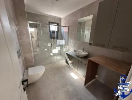 İzmir Seferihisar Payamlı Mah De Denize 500 Mt Satılık 2+1 Yazlık