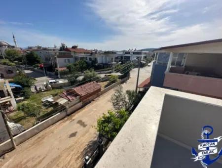 İzmir Seferihisar Payamlı Mah De Denize 500 Mt Satılık 2+1 Yazlık