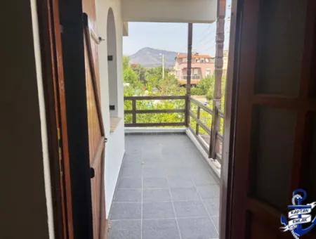İzmir Seferihisar Bengiler 4+1 Satılık Bahçeli Havuzlu Yazlık