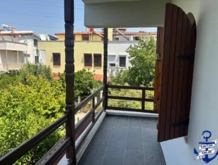 İzmir Seferihisar Bengiler 4+1 Satılık Bahçeli Havuzlu Yazlık