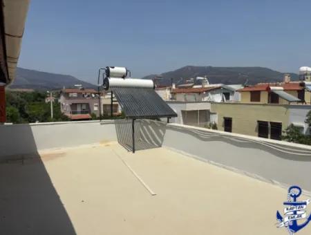 İzmir Seferihisar Bengiler 4+1 Satılık Bahçeli Havuzlu Yazlık