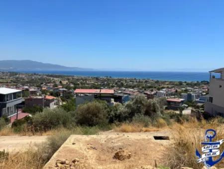 İzmir Seferihisar Atatürk Mahallesinde Deniz Manzaralı 300 M2 Arsa