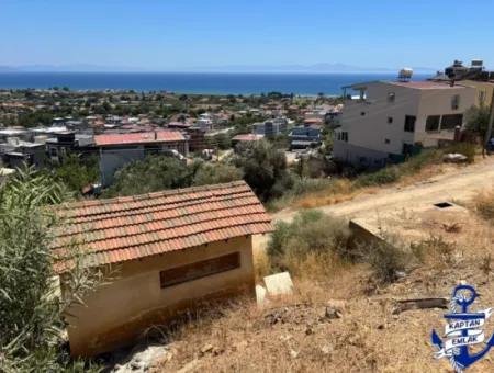 İzmir Seferihisar Atatürk Mahallesinde Deniz Manzaralı 300 M2 Arsa