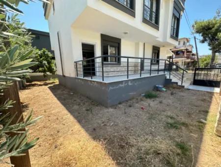 Doğanbeyde Plaja 500M Geniş Bahçeli Satılık Sıfır 3+1 Villa
