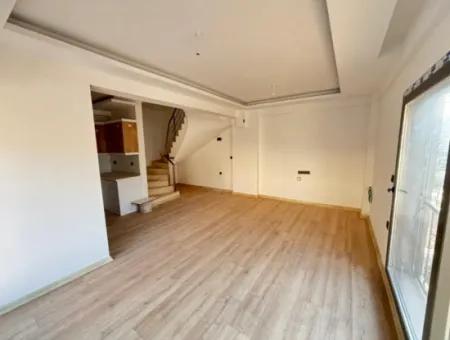 Payamlıda Müstakil Girişli Bahçeli Sıfır Satılık 2+1 Villa