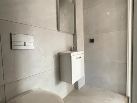 Payamlı Da Bahçeli Sıfır Yapılı İskanlı Satılık 2+1 Villa