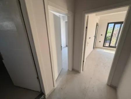 Payamlı Da Bahçeli Sıfır Yapılı İskanlı Satılık 2+1 Villa