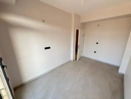 Payamlı Da Bahçeli Sıfır Yapılı İskanlı Satılık 2+1 Villa