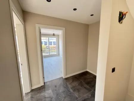 Payamlı Merkez De Müstakil Ferah Yapılı Satılık 3+1 Villa