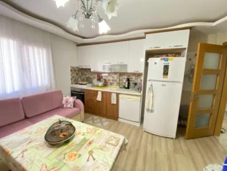 Ürkmez Merkez De Havadar Ferah Satılık Temiz 2+1 Daire