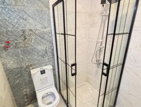 Doğanbey Merkezde Plaja 400M Bahçeli Satılık 4+1 Villa