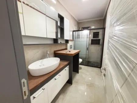 Doğanbey De Geniş Yapılı Bahçeli 3+1 Satılık Villa