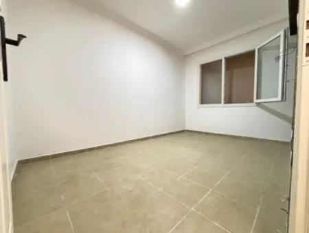 Ürkmez Merkezi Konum Da Bahçeli 2+1 Satılık Daire